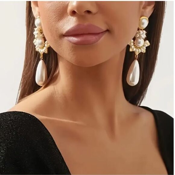 Private Label Jewelry - NEW Monad Ornate Gold and Pearl Drop Statement Earrings